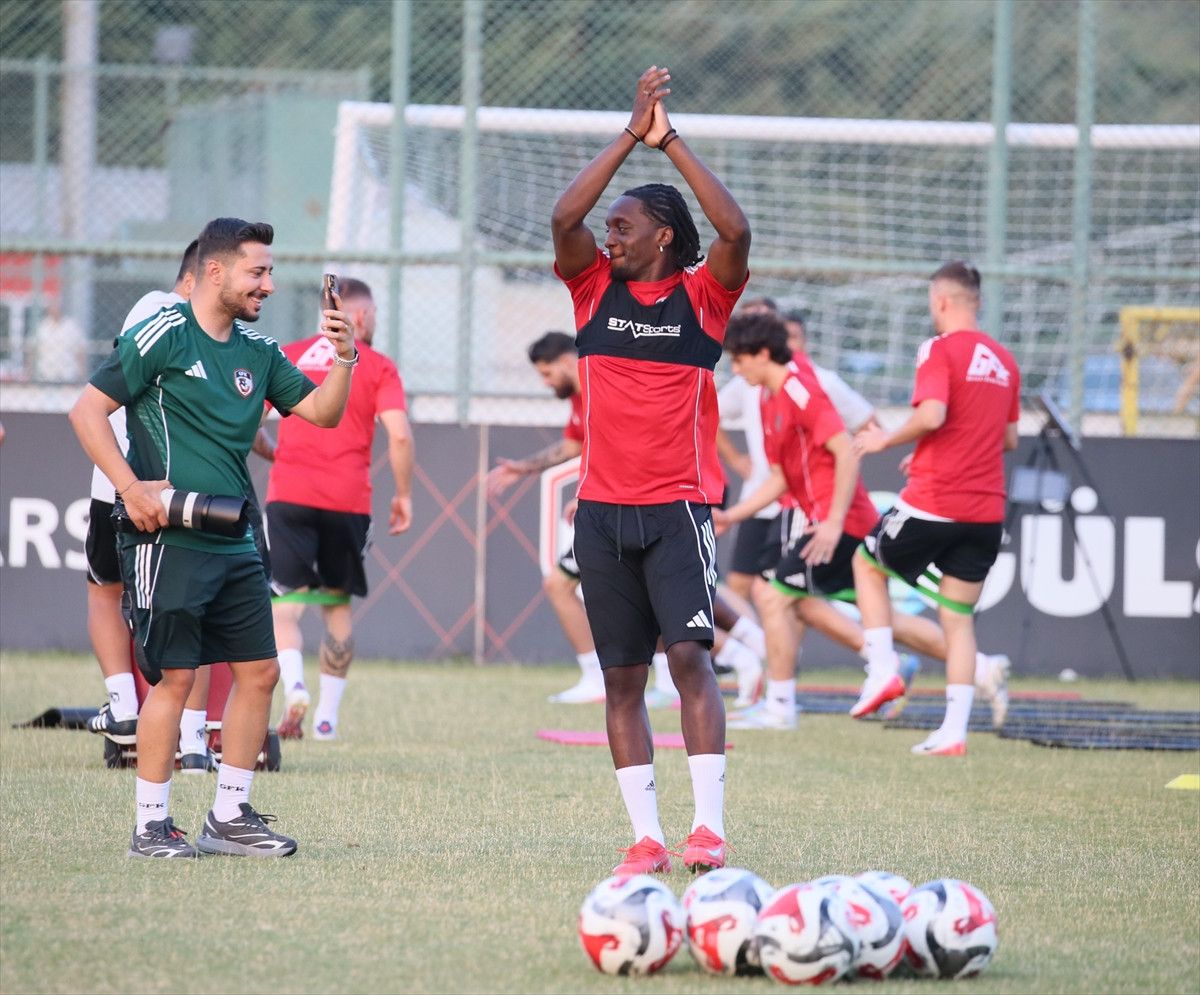 gaziantep fk galatasaray karsisinda puan alma pesinde 1 WQ2kHj1c