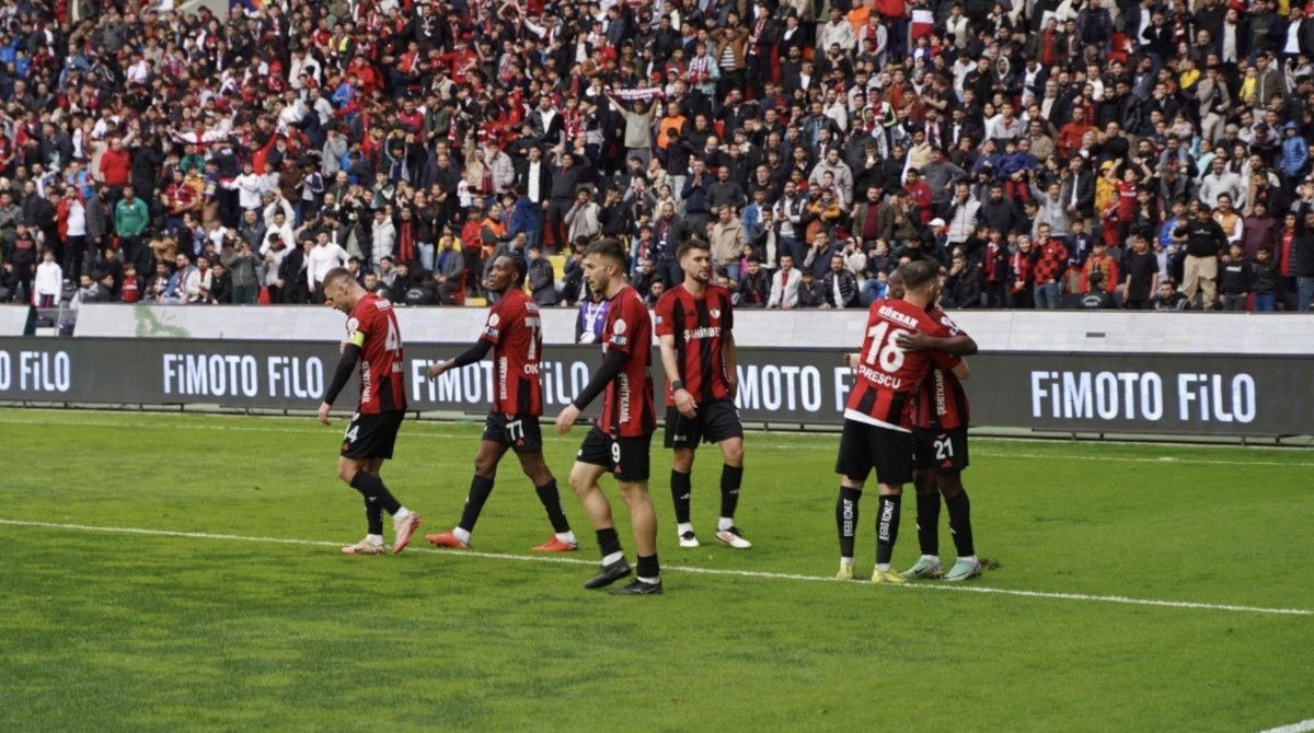 gaziantep fk galatasaray muhtemel 11ler 2 Z5I7e8dr