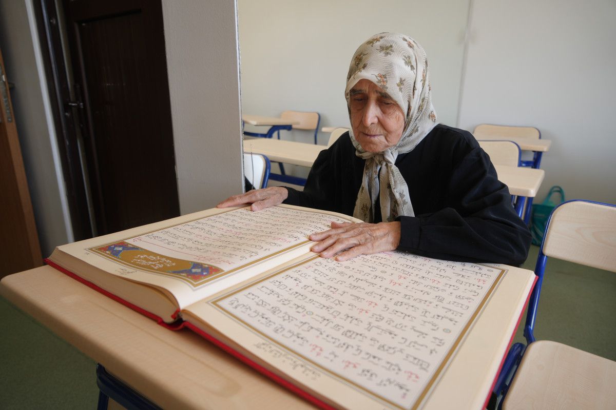 gaziantepte 87 yasinda kuran i kerim okumayi ogrendi 1 CE1hcUPd