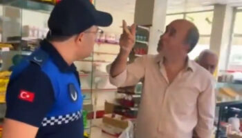 gaziantepte tarihi gecmis urun satan marketin sahibi zabitalara saldirdi HeD3Jgzf