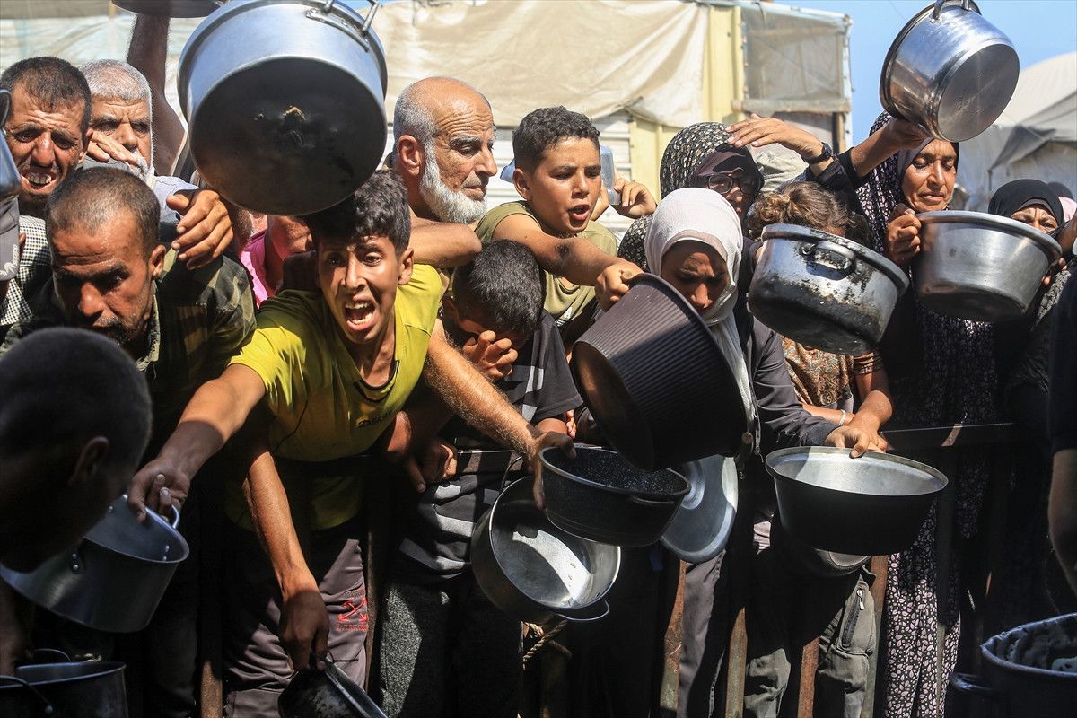 Gazze'de 11 kişi daha açlıktan hayatını kaybetti 2 gazzede 11 kisi daha acliktan hayatini kaybetti 1