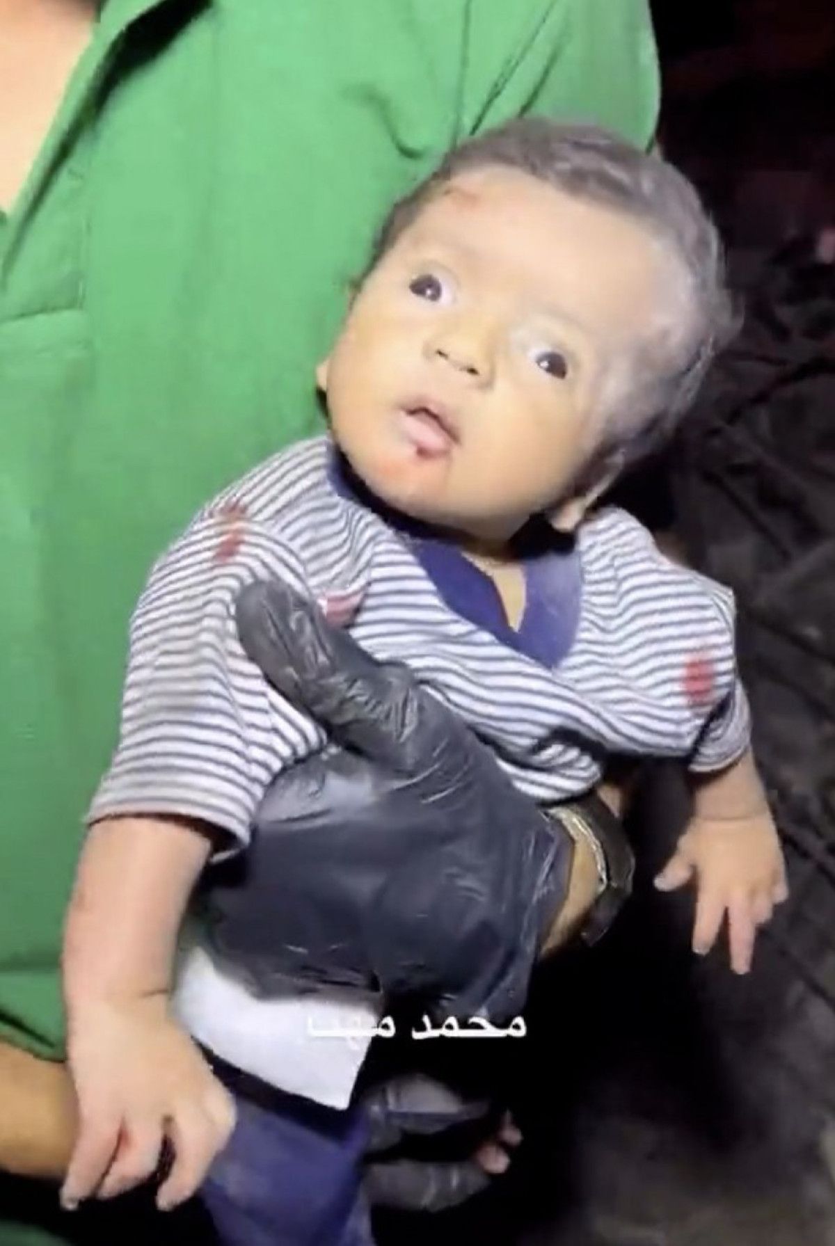 gazzede enkazdan cikarilan bebek sokun etkisiyle aglayamadi 2 XfJSTrUW