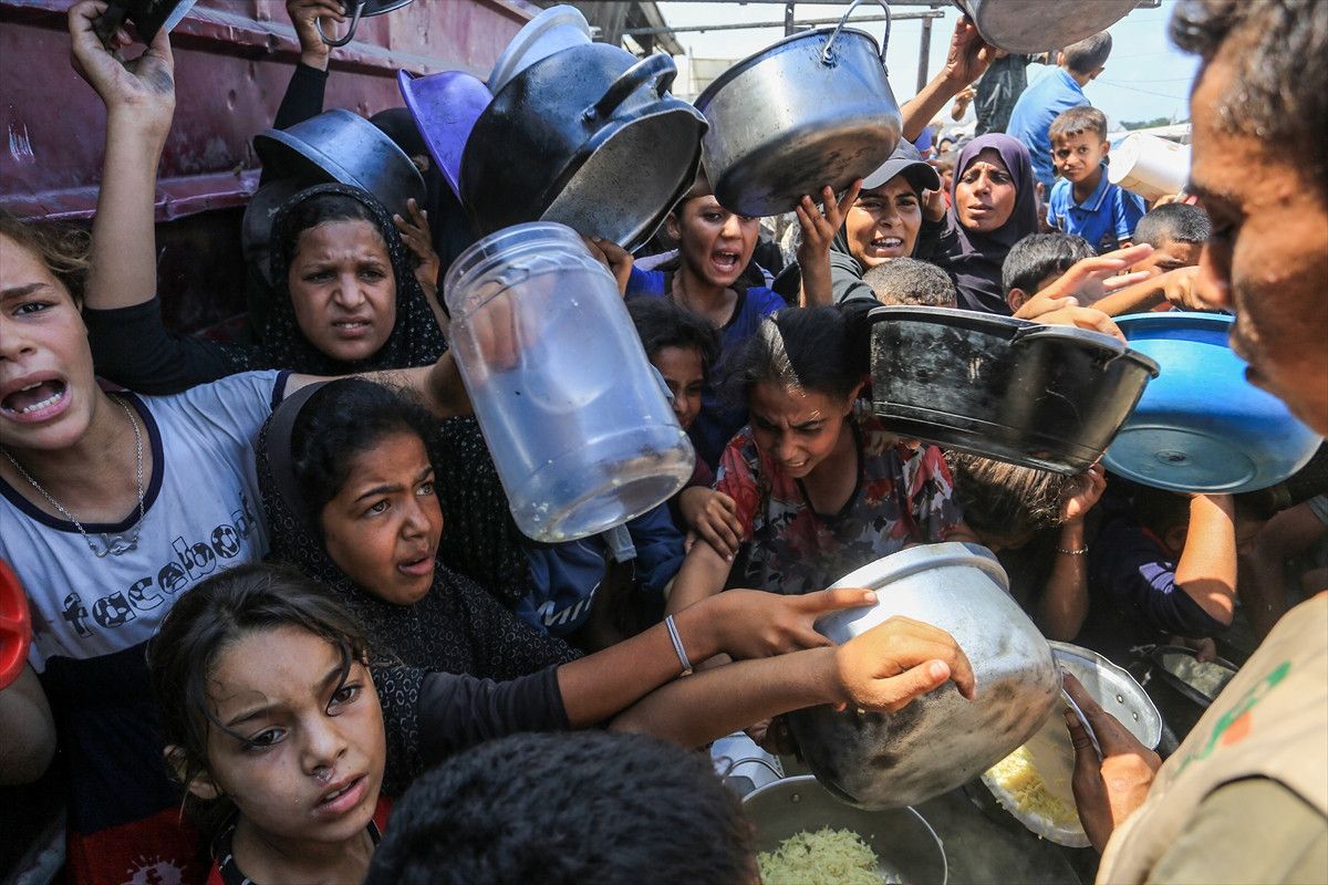 gazzede gida krizi filistinlilere yemek dagitildi 5 QaOfeAbW