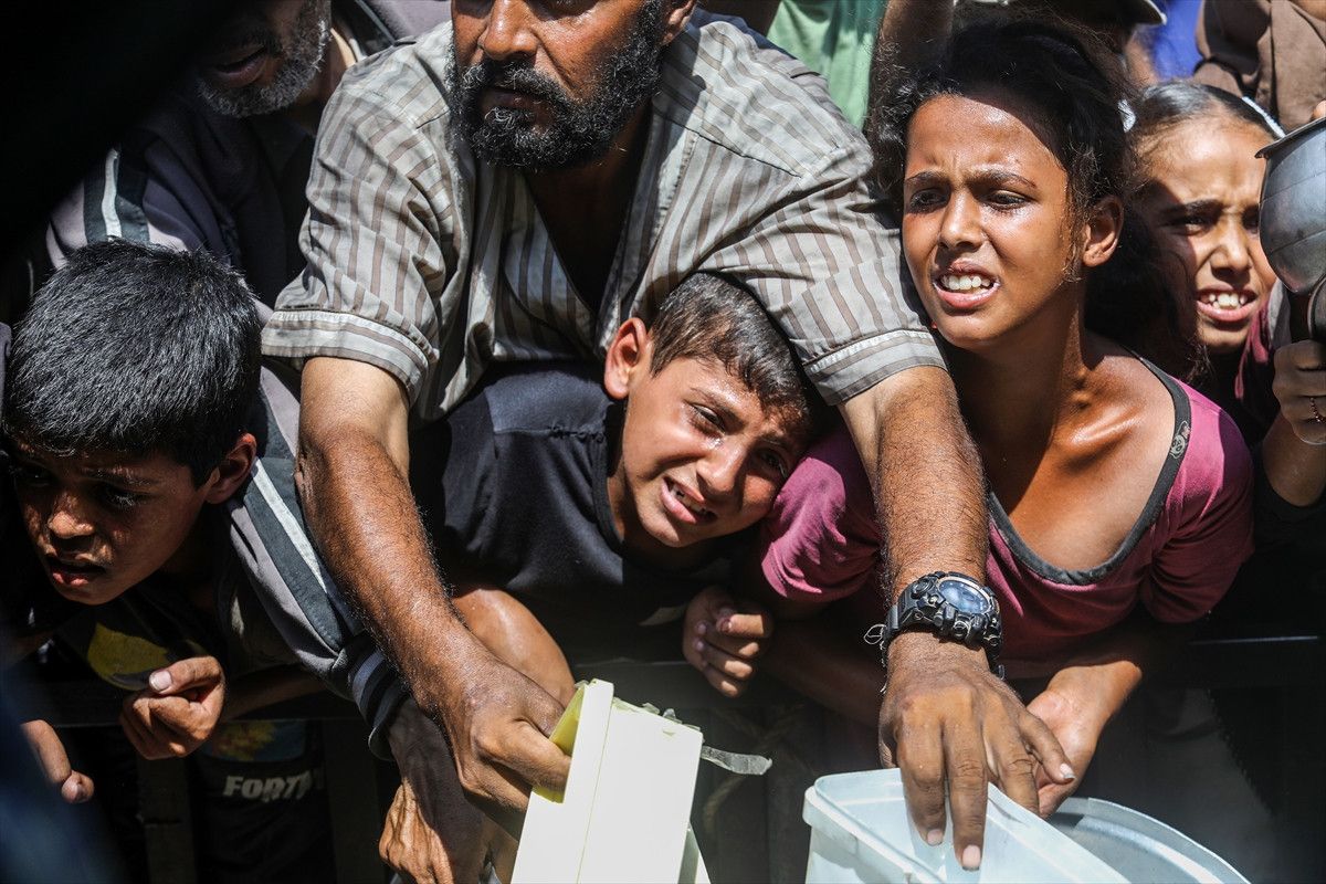 gazzede gida krizi filistinlilere yemek dagitildi 6 OBMFzFd1