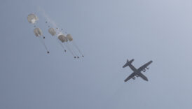 gazzede havadan atilan yardimlar can aliyor toplam 23 kisi hayatini kaybetti KHz3DCHz