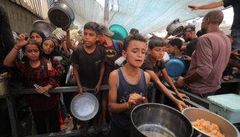 gazzede son 24 saatte 8 sivil daha aclik nedeniyle yasamini yitirdi bveOh4ke