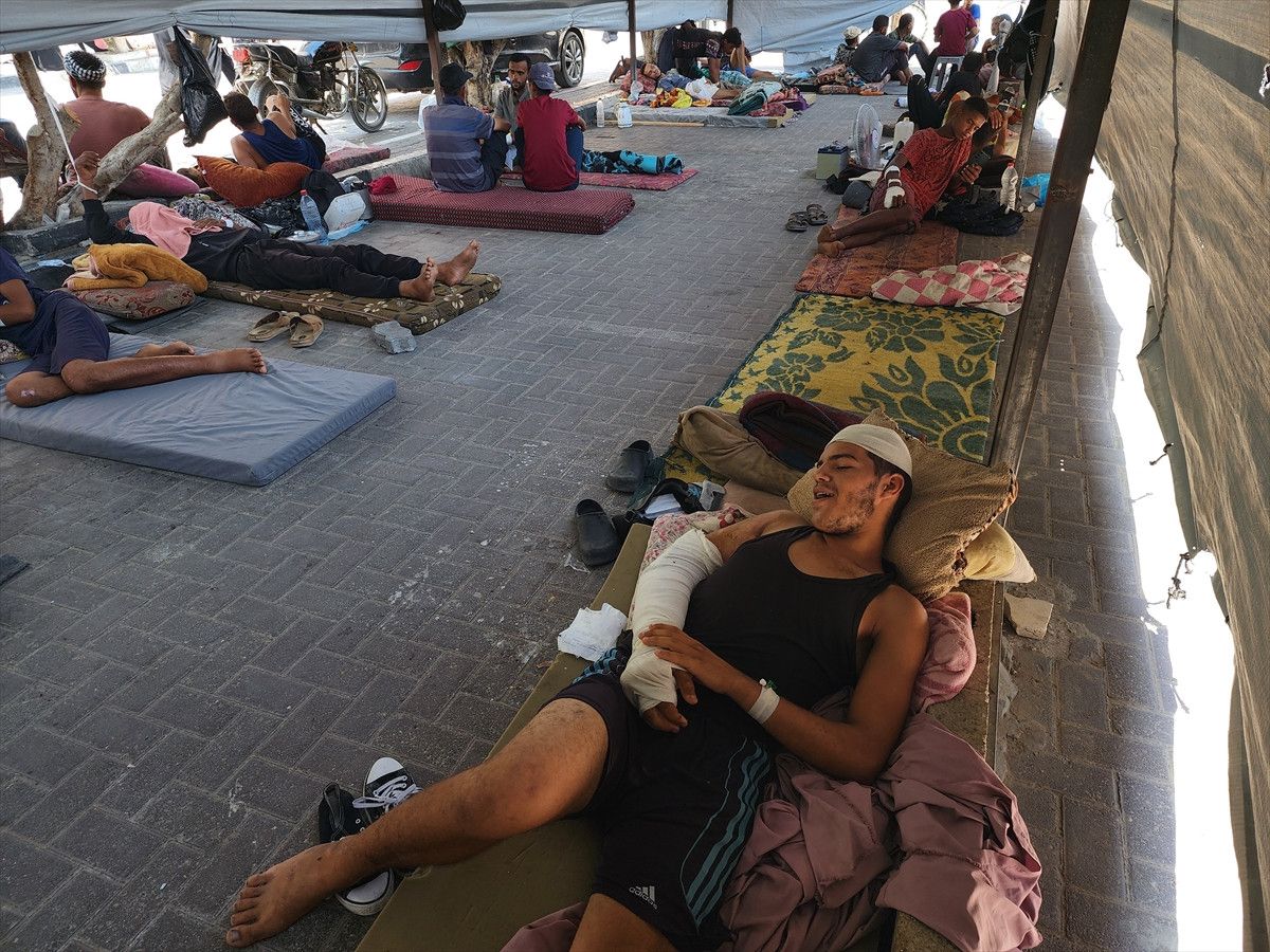 gazzede yaralilar cadirlarda tedavi ediliyor 1 W7BnEP6Q