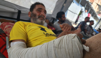 gazzede yaralilar cadirlarda tedavi ediliyor b5nWU3uh