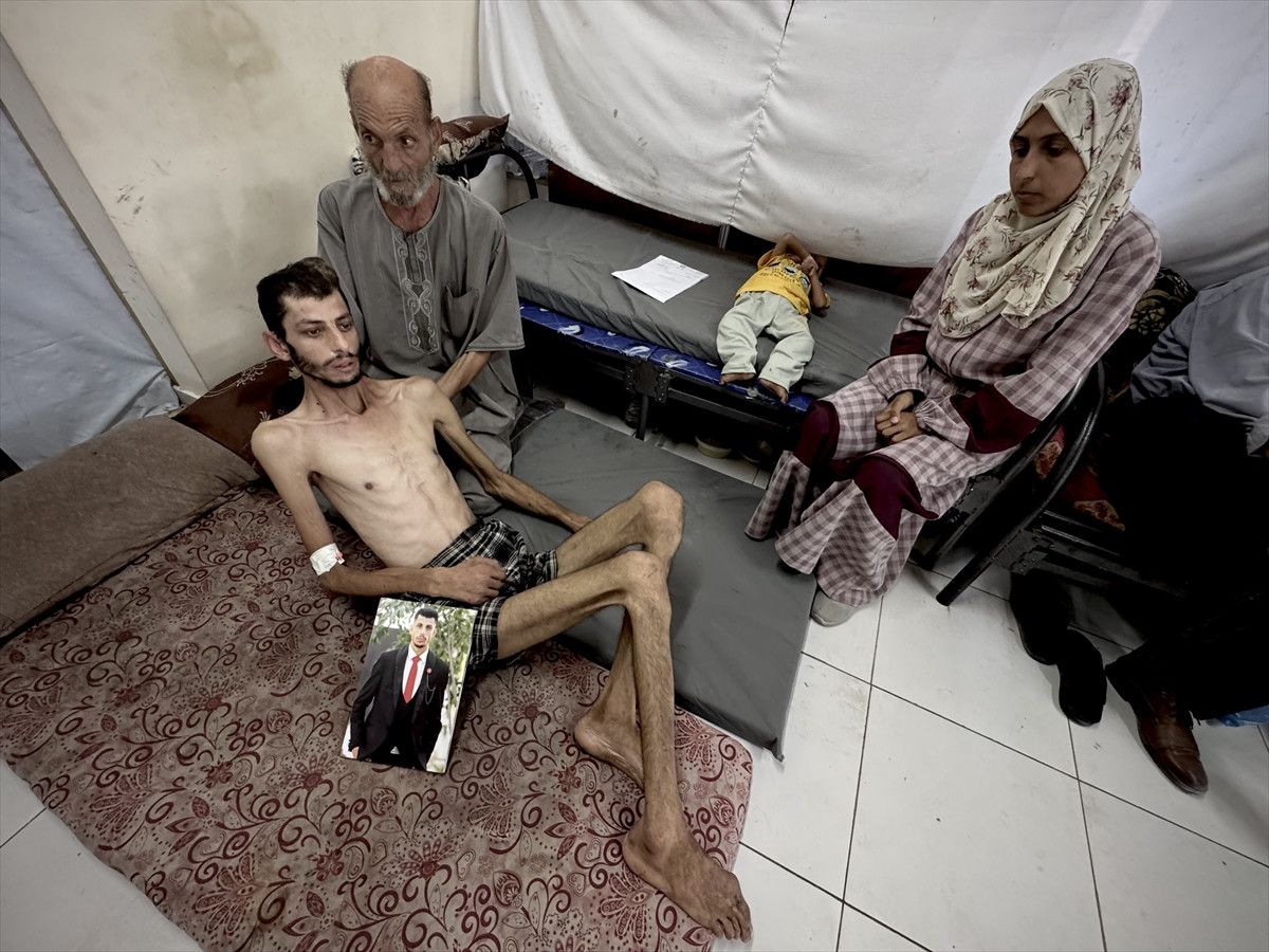 gazzede yardim arayisi yasam mucadelesine donustu israilin saldirisinda basindan vuruldu 4 m3XDQRlf