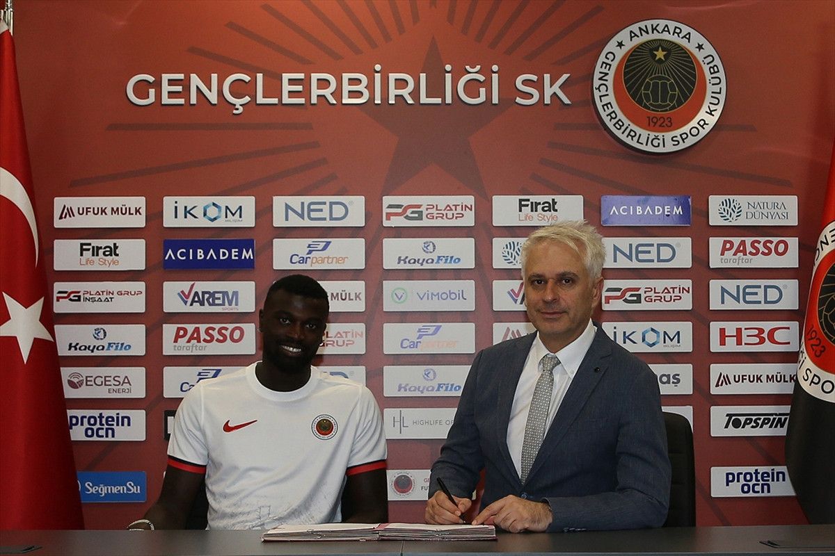 genclerbirligi mbaye niang ile sozlesme imzaladi 0 eukCkH3l