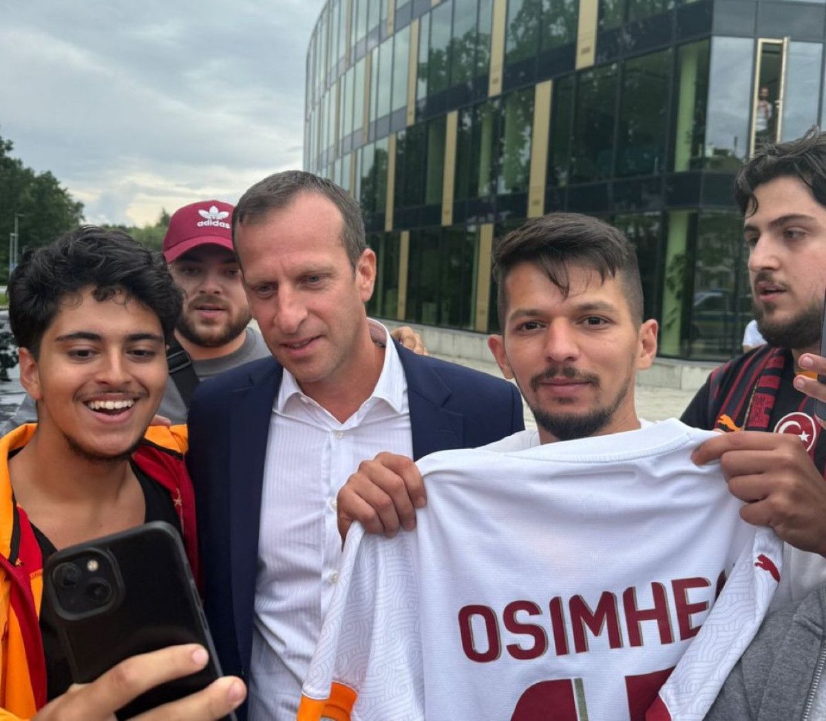 george gardi galatasaray taraftarini bir kez daha heyecanlandirdi 1