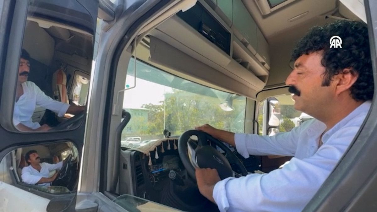 gorenler donup bir daha bakiyor vanin muslum babasi 4 B34fLEUY