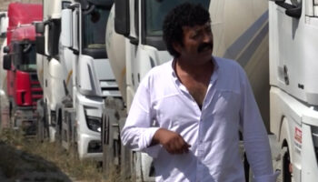 gorenler donup bir daha bakiyor vanin muslum babasi Wx62EcTW