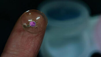 goz hastaliklarini teshis eden dunyanin ilk kontakt lensi gelistirildi E49rpuRV