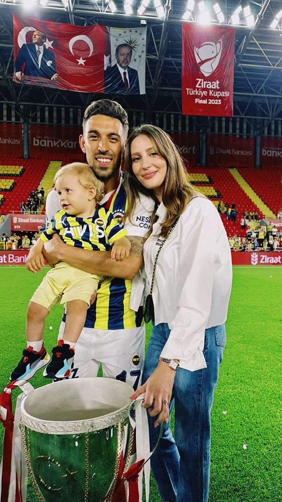 gozde kahveciden imali paylasim mourinho gider gitmez 1 ftD17ROV