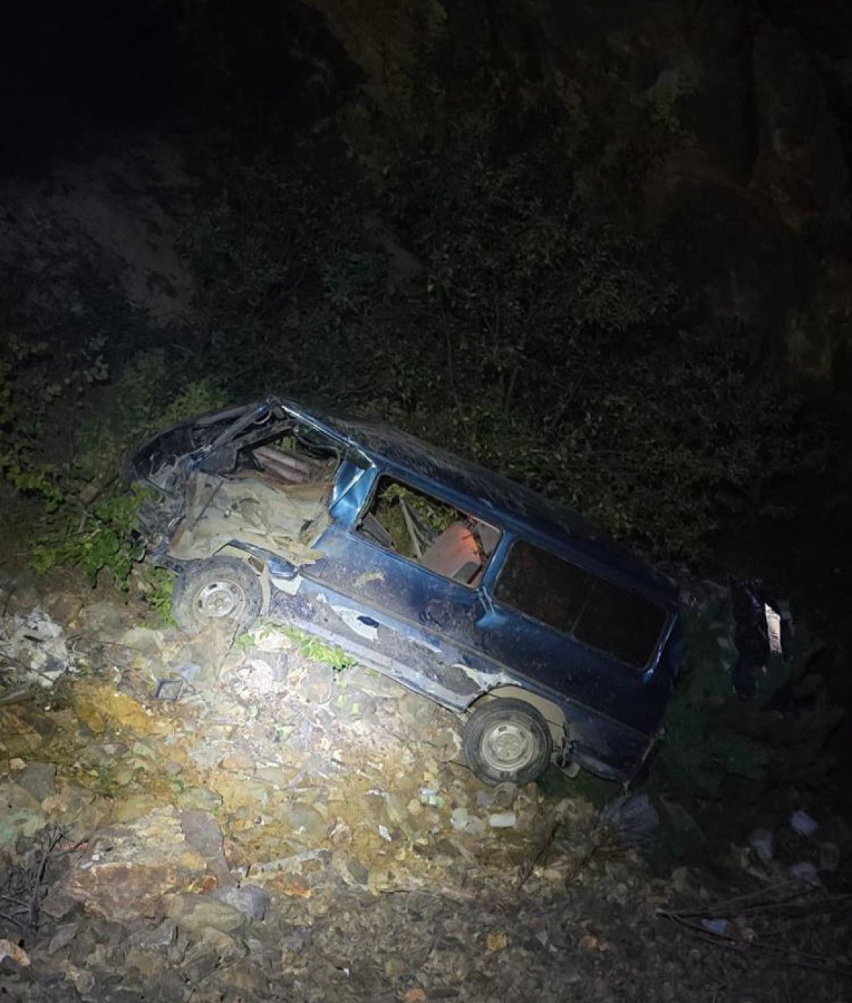 gumushanede 150 metrelik sarampole ucan panelvanin surucusu oldu 0 1a4JsOnD