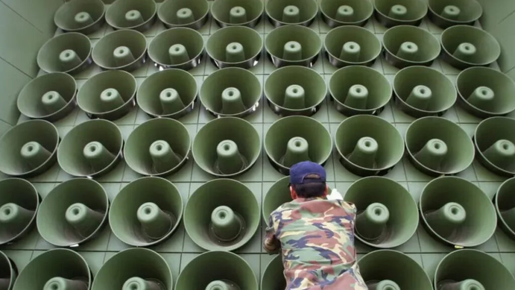 guney kore kuzey kore sinirindaki propaganda hoparlorlerini kaldirdi GKNmCyHe