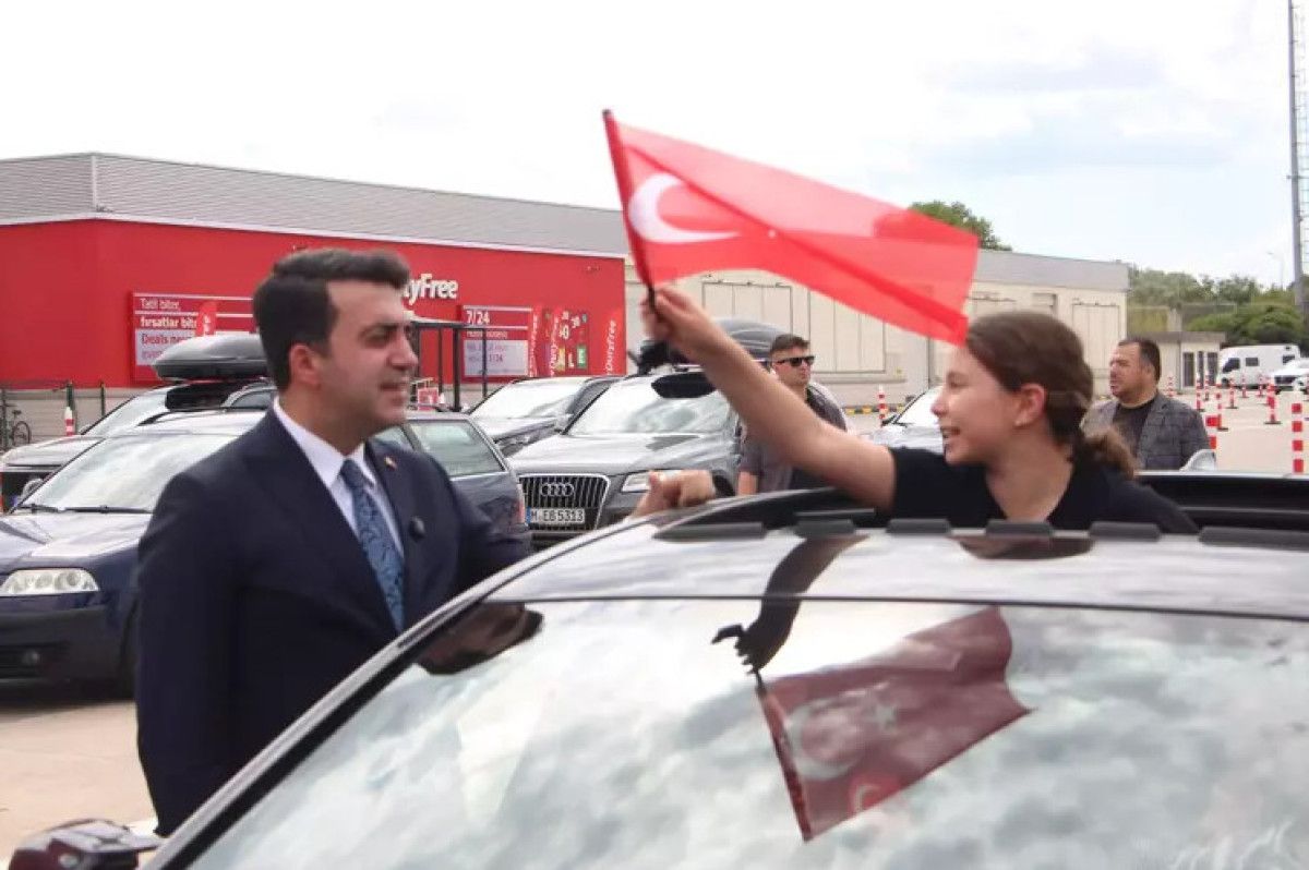 gurbetcilerin turkiye ekonomisine katkisi 10 milyar dolari asti 1 f99fLadU