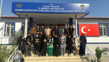 hatayda 24 duzensiz gocmen ve 1 organizator yakalandi BiuqAjSh