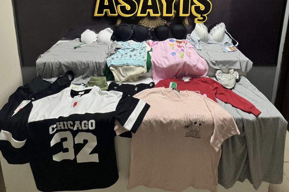 hatayda avmde 5 farkli magazadan kiyafet ve ayakkabi caldi guvenlik kameralarina yakalandi 1 p7p6mFpQ