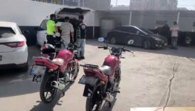 hatayda motosiklet surucusu hem kendi hem diger suruculerinin canini tehlikeye atti q6LOw5ZQ