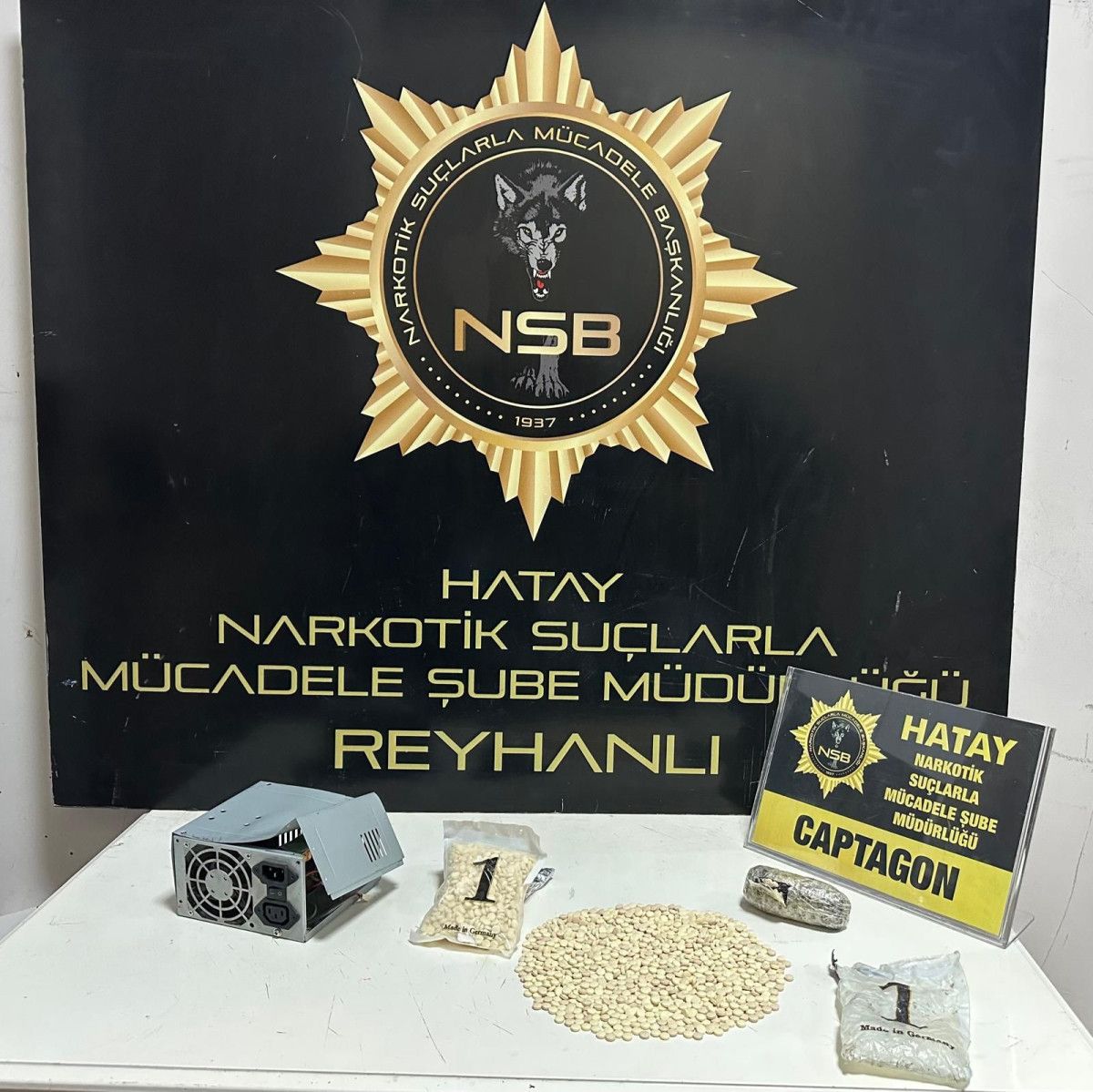 hatayda uyusturucu operasyonu bilgisayar faninin icinden cikti 1 PUfEE57H