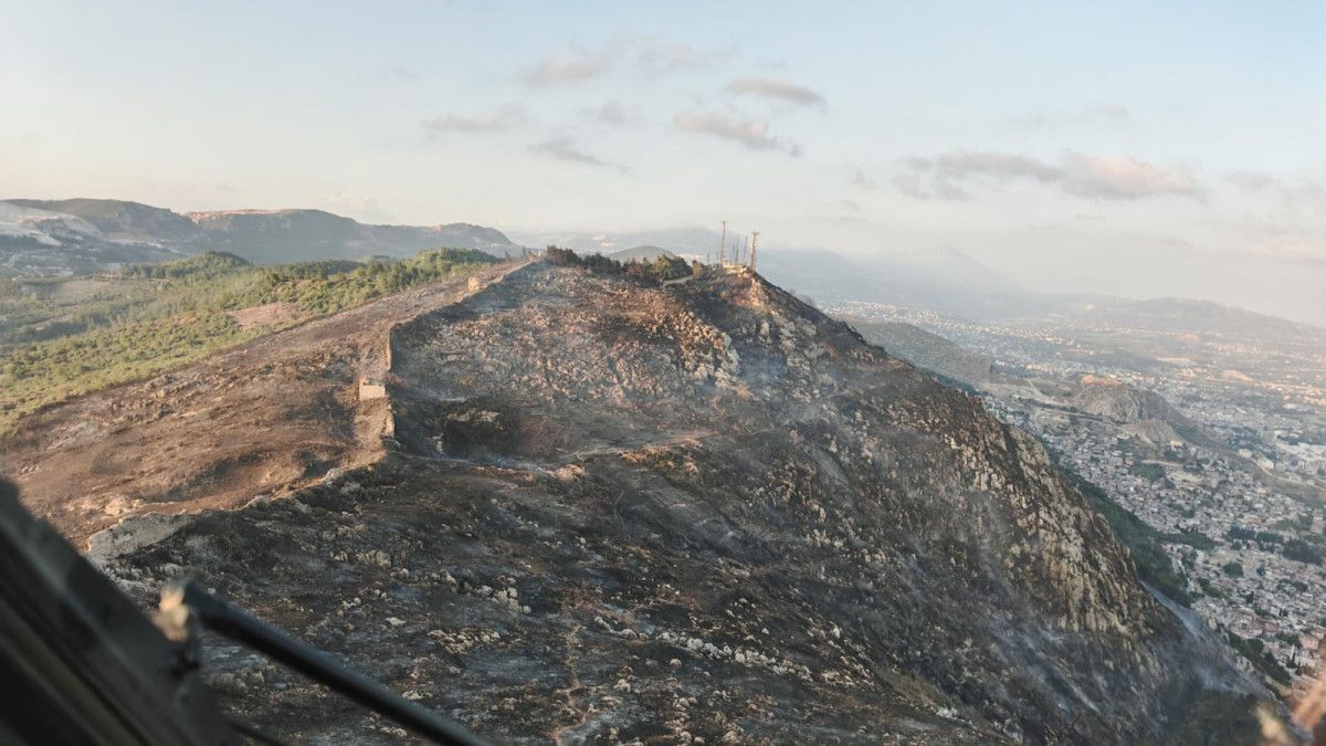 hataydaki orman yangini kontrol altinda 0 AVCwpGMX