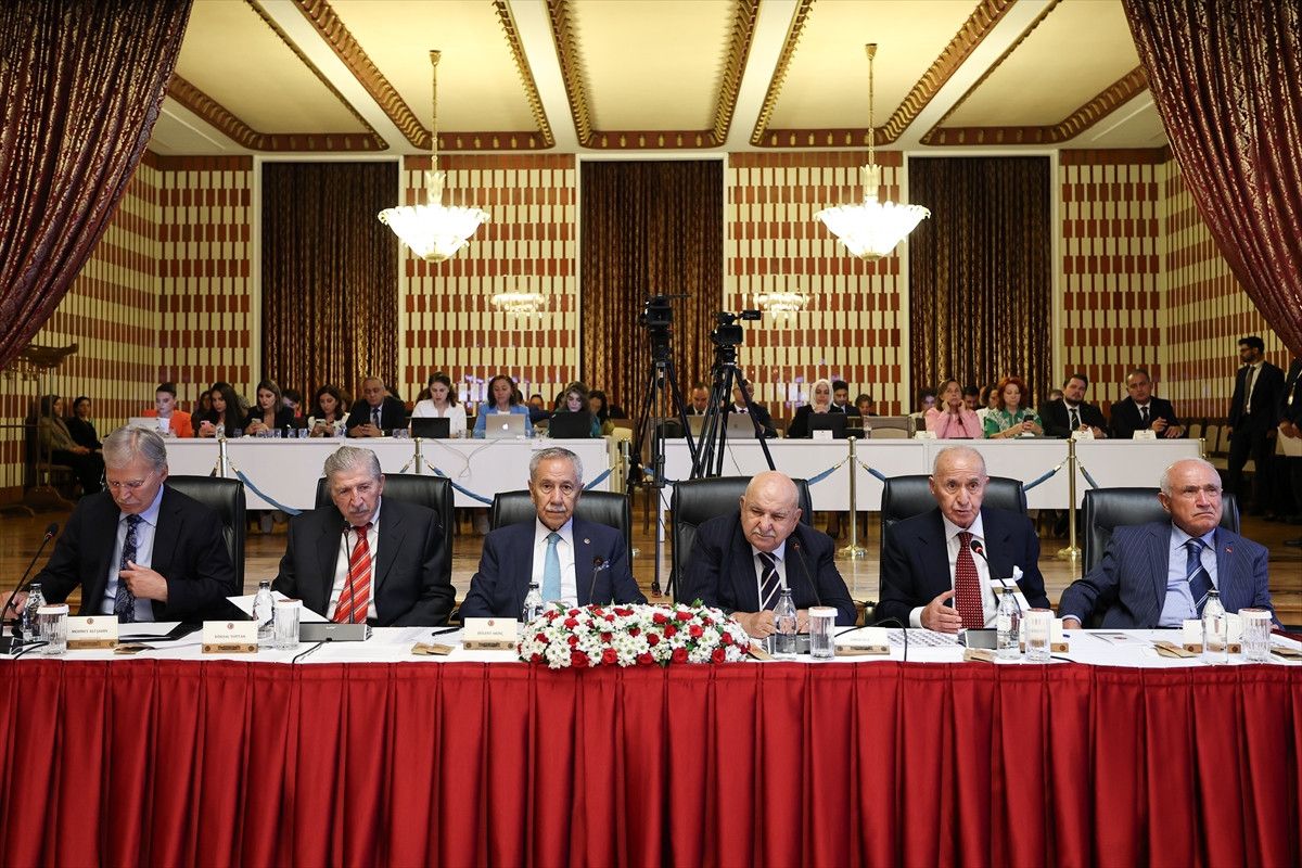 hikmet cetin dagdan inenleri hemen affetmek lazim 1 ChPsD9Zf