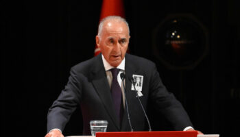 hikmet cetin dagdan inenleri hemen affetmek lazim wGktWxlM