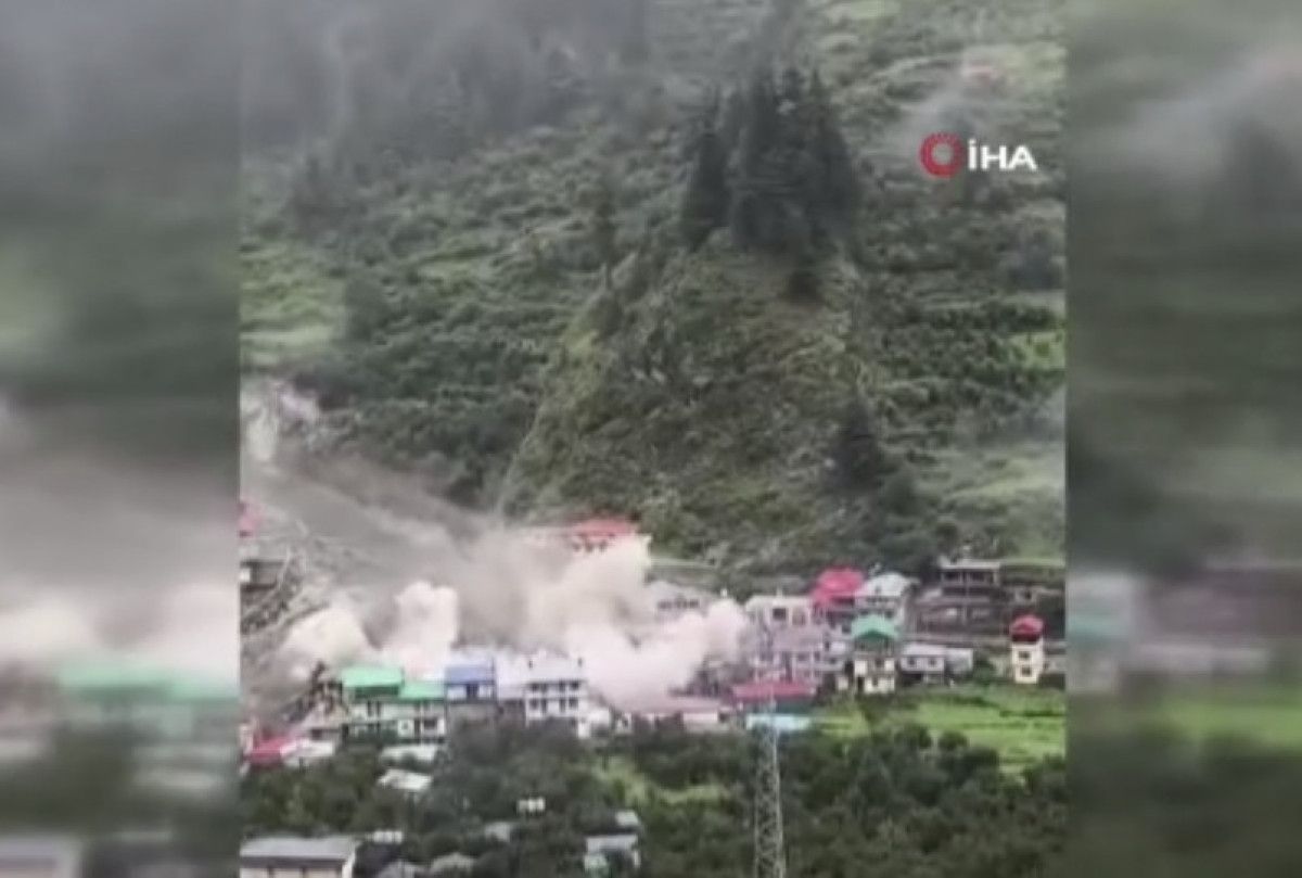 hindistanda siddetli yagis sele yol acti 1 eXzDwKwW