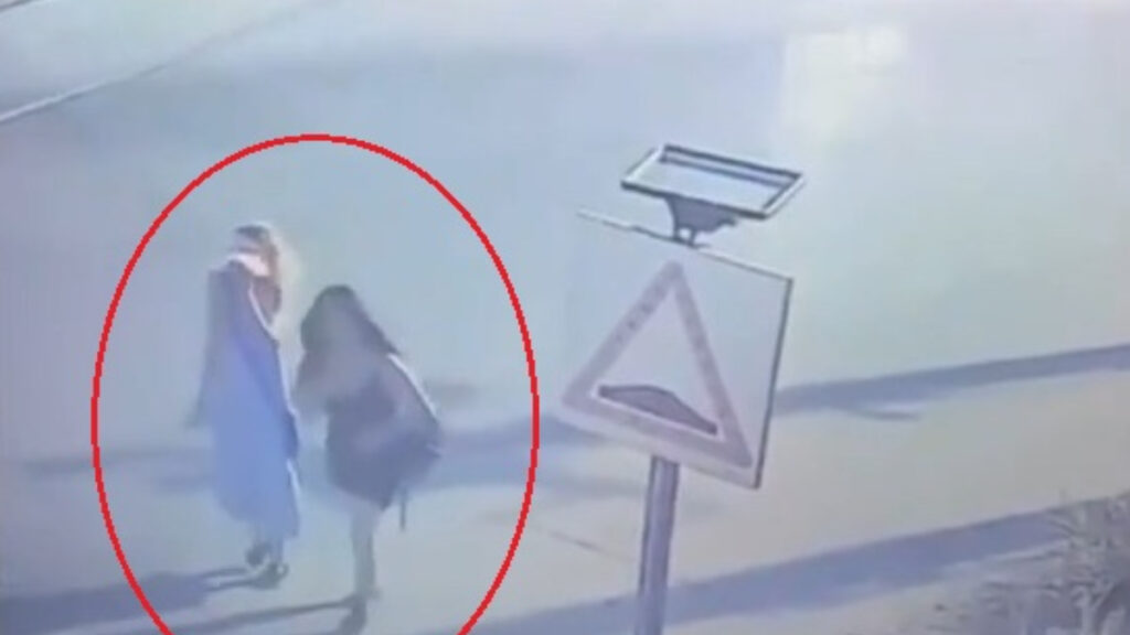 hirsizlik icin istanbuldan yalovaya geldiler 1 milyon liralik ziynet esyasi caldilar 4ALyyNTJ