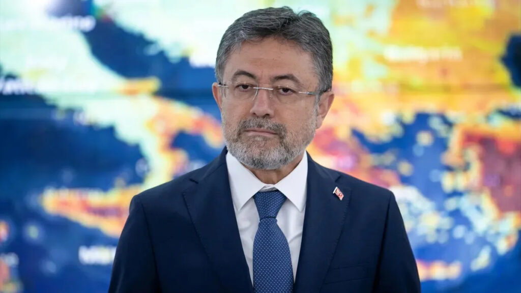 ibrahim yumakli bugun cikan 55 orman yangininin 45ini tamamen kontrol altina aldik PycqP2aE