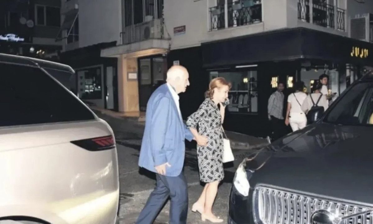 ipek kirac babasi inan kirac ile baristigini duyurdu 1