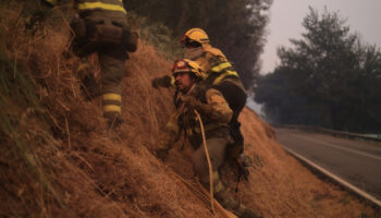 ispanyada buyuk capli orman yangini sayisi 20ye cikti y182lyEW