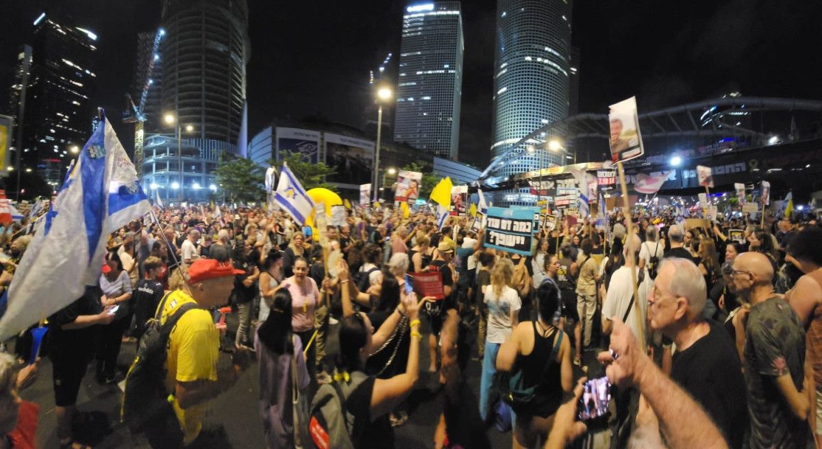 israilde hukumet karsiti gosteriler alevleniyor on binlerce kisi katildi 1 uItMm5cU