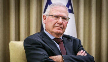 israilli eski istihbaratci netanyahunun amaci kendi siyasi bekasi nej26xHv