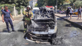 istanbul 2 ay once aldigi arac alev alev yaninca isyan etti ivgBrjPT