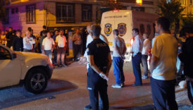 istanbul sultangazide bir kisi tartistigi annesini silahla basindan vurarak oldurdu v6ke29rN