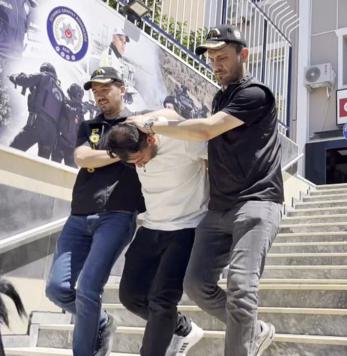 istanbulda 7 yil once kaybolan emine sorusturmasinda yeni gelisme supheli seri katil olabilir 9 U2uLymga