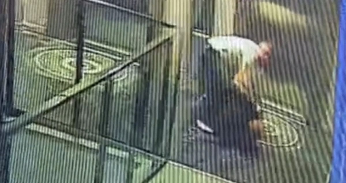 istanbulda cevreye rahatsizlik verdi kendisini uyaran resepsiyon gorevlisine saldirdi 6