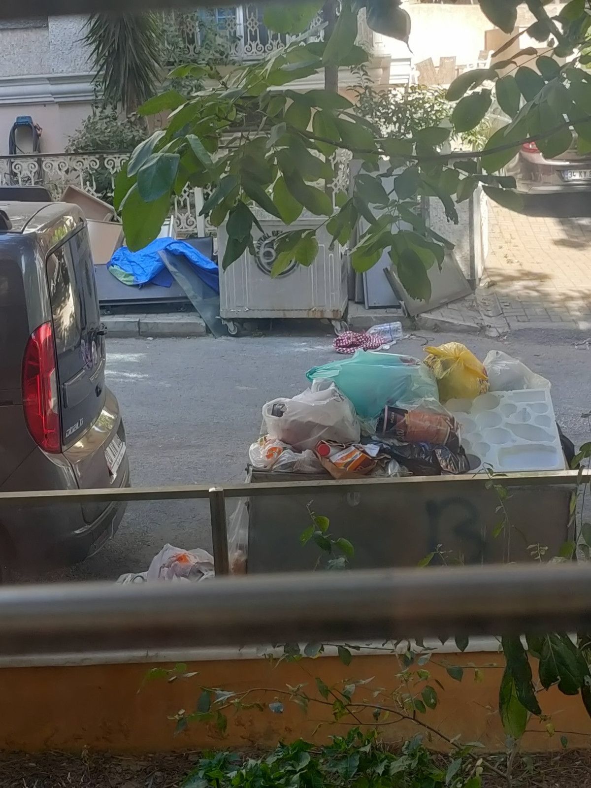 istanbulda chpli belediyelerde cop sorunu bitmiyor 4 4aK9hLO8