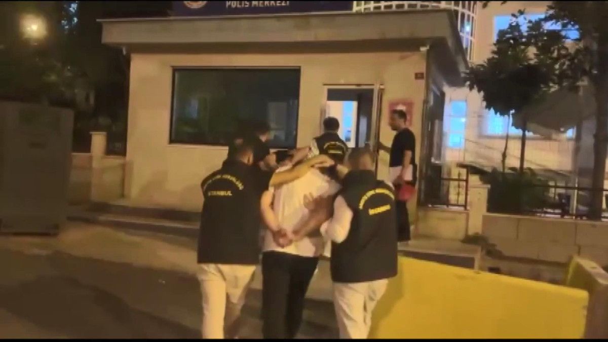 istanbulda hakkinda 22 yil 8 ay hapis cezasi bulunan firari yakalandi 0 nCgeVB95