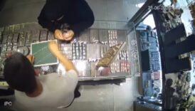 istanbulda kilik degistirip musteri gibi gittigi kuyumcudan 160 bin liralik hirsizlik yapti MPyZ8hPJ