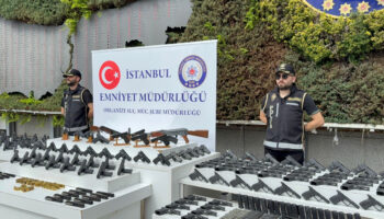 istanbulda motosikletli suc orgutlerine operasyon 24 gozalti aGT74fWL