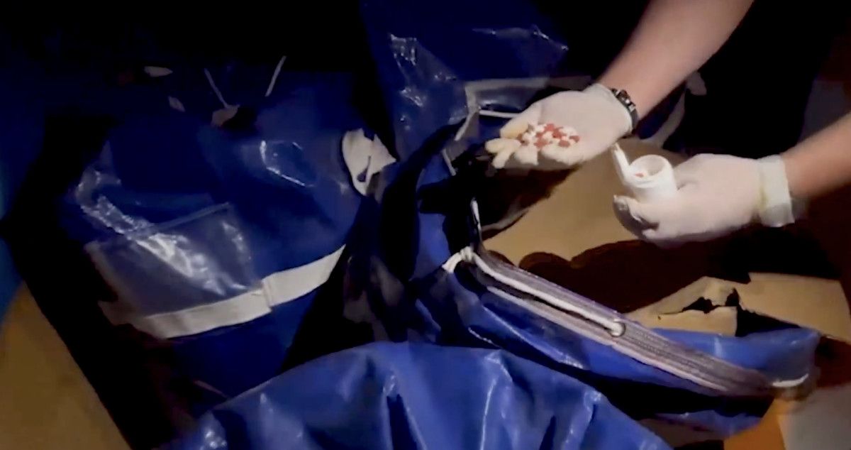 İstanbul'da narkotik operasyonu: 3 zehir taciri yakalandı 2 istanbulda narkotik operasyonu 3 zehir taciri yakalandi 1 dGhr1Fdu