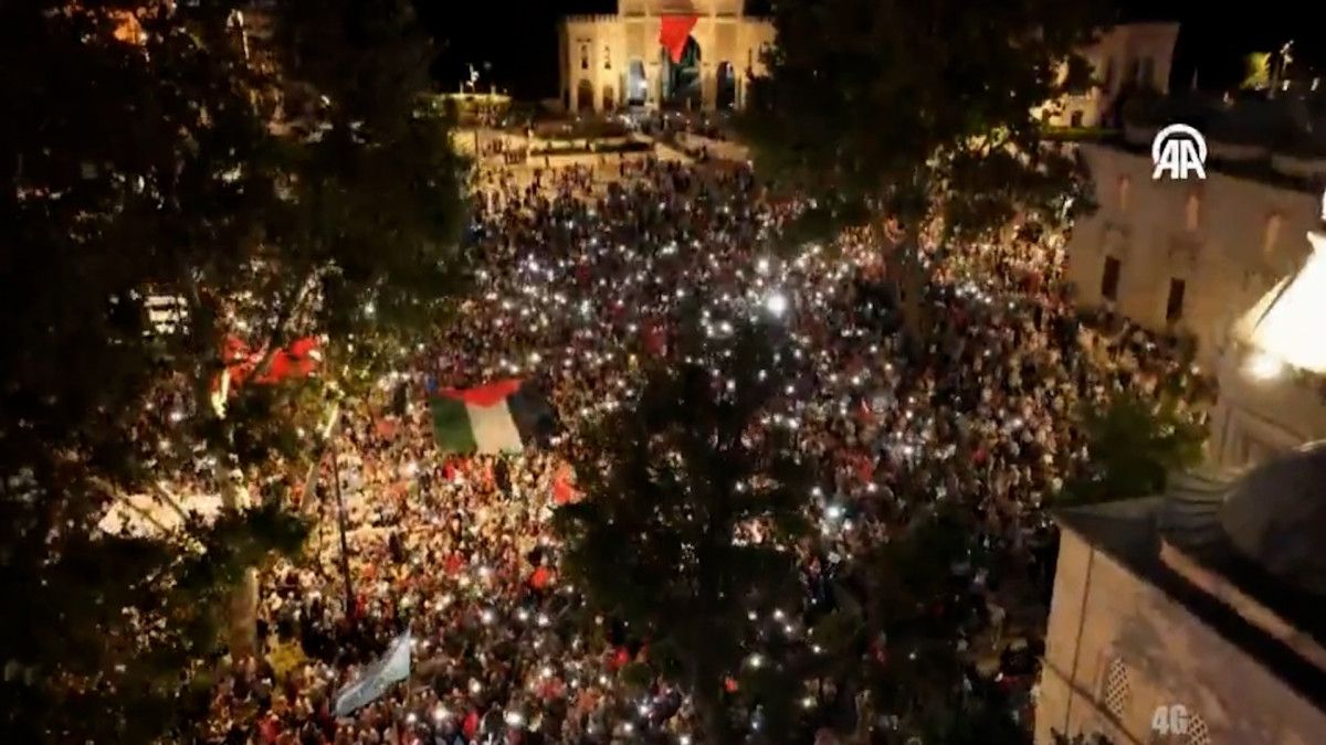 istanbuldan gazzeye destek gazzeye umut isigi ol yuruyusu basladi 2 4vuBMykV