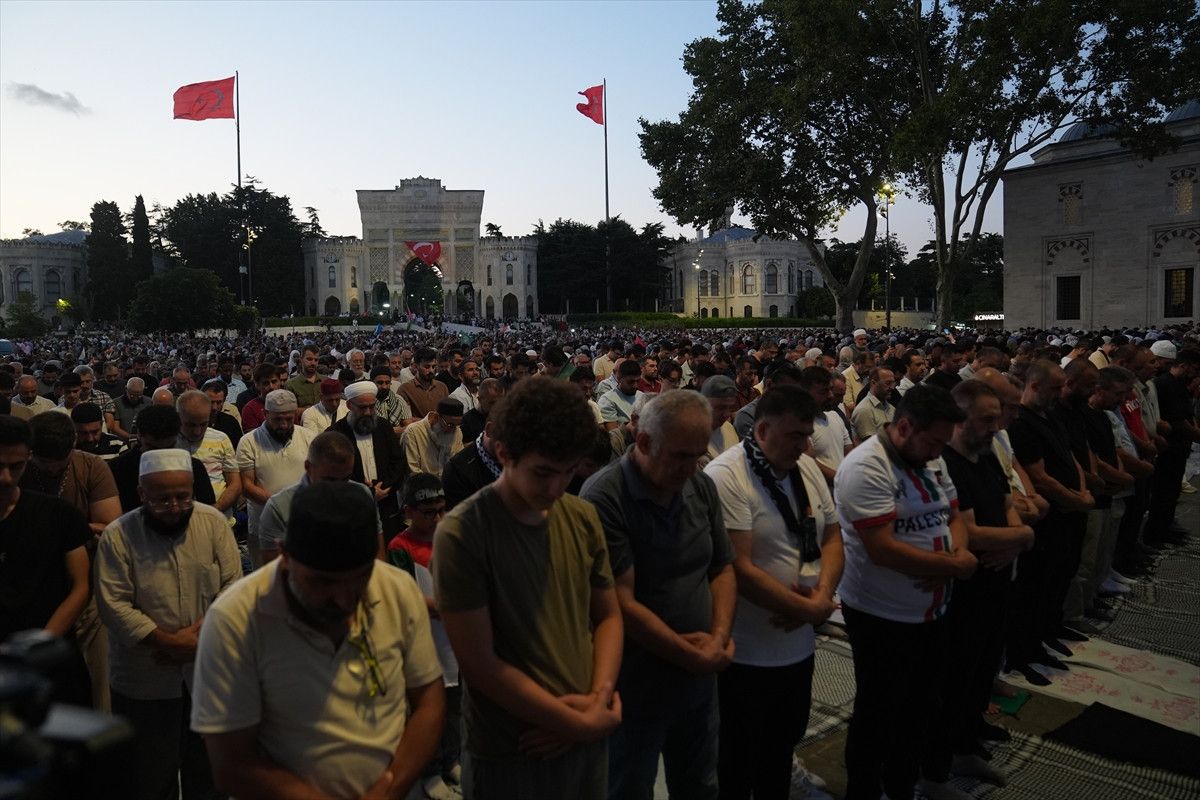 istanbuldan gazzeye destek gazzeye umut isigi ol yuruyusu basladi 3 GffwrDJs