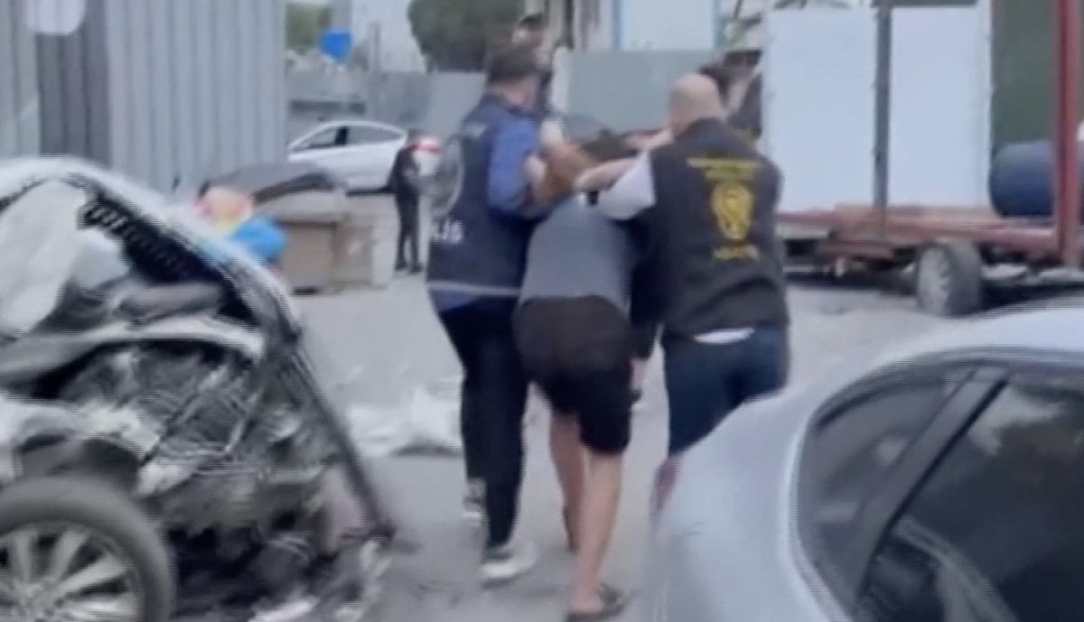 istanbulun 2 ilcesinde silahli saldiriya karisan 4 sahis tutuklandi 3