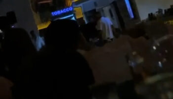 izmirde eglence mekaninda silahli kavga 7 kisi yaralandi 1LIUaXEg