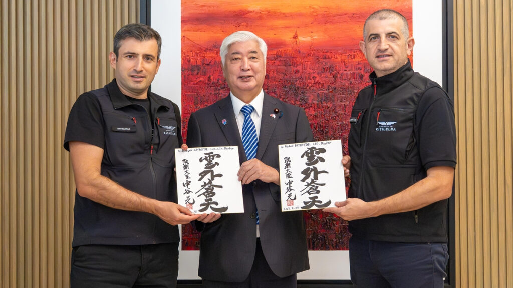 japonya savunma bakani nakataniden baykara ziyaret yMy5hk7n